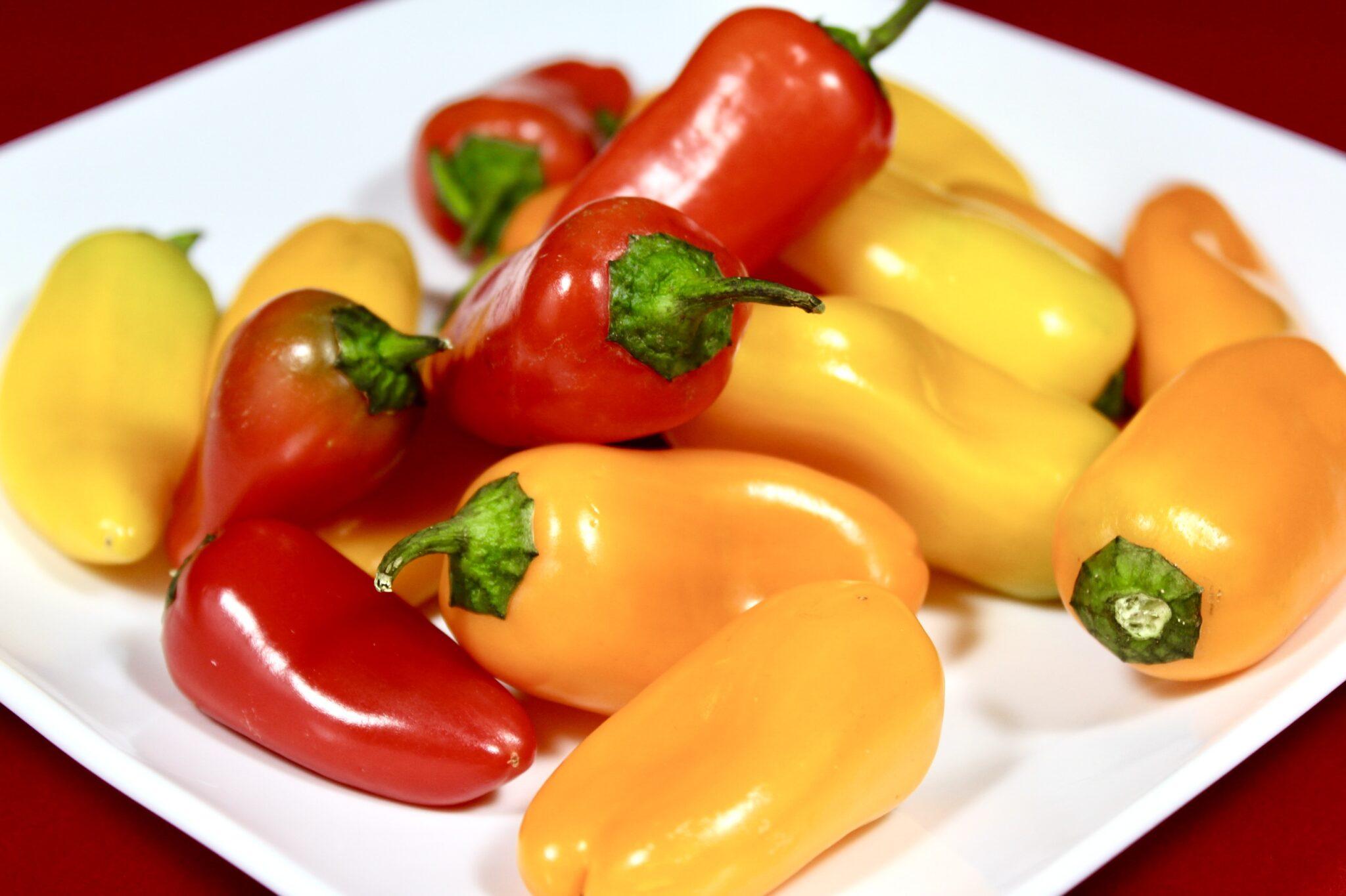 Easy Sweet Pepper Poppers